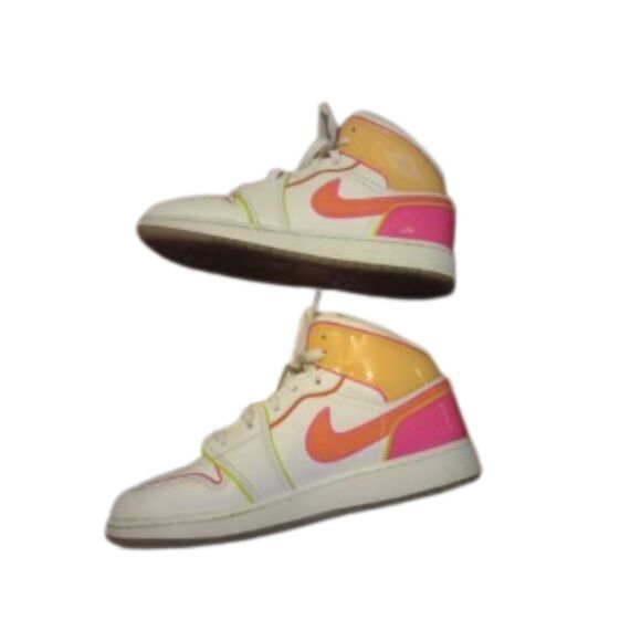 Nike Women's Size 8 ( 6.5Y)Air Jordan 1 Mid Edge Glow - Picture 2 of 5